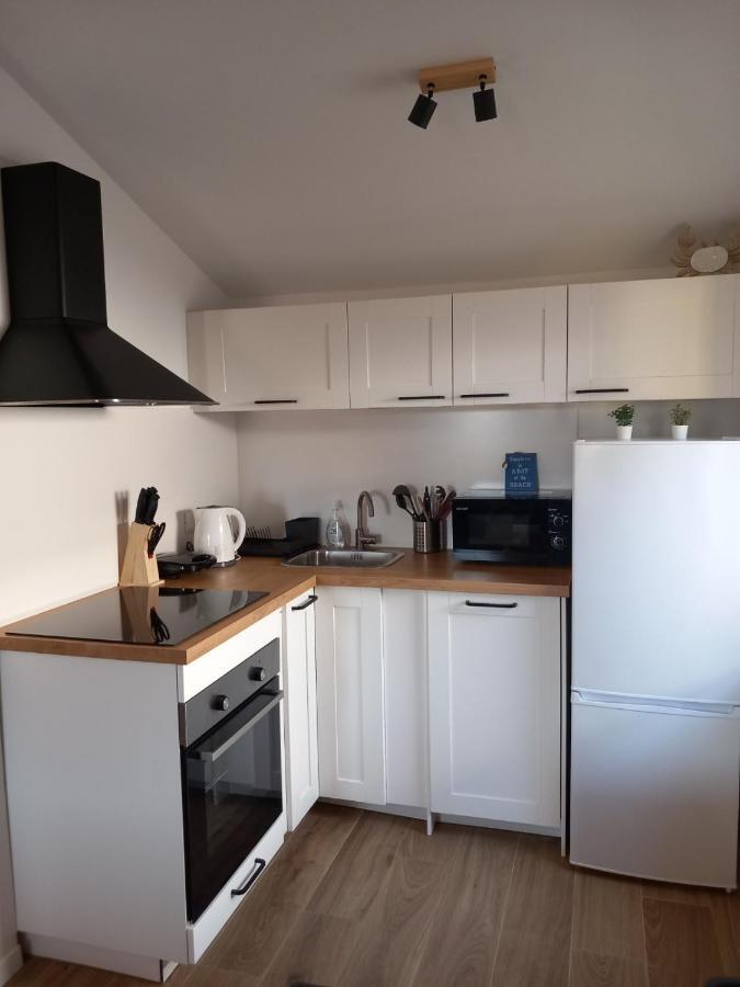 Apartmani Luni Premantura Ngoại thất bức ảnh